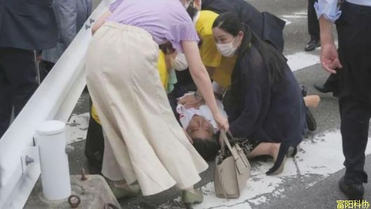 安倍遇刺二周年 日本社会各界强烈要求取缔“同一教”